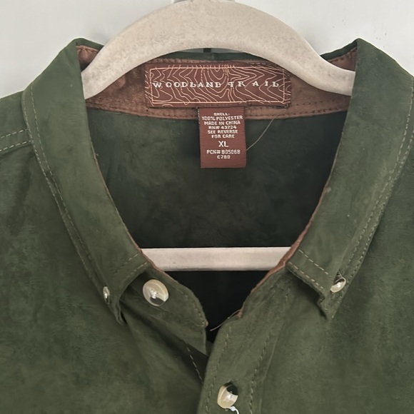 NWT Woodland Trail Shirt - Picture 3 of 5